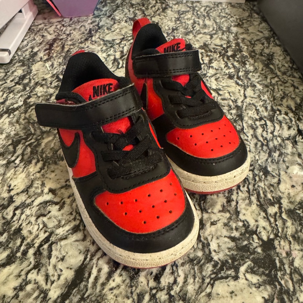 Nike Court Borough